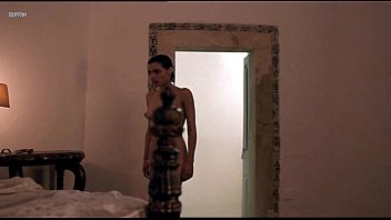 Preview 1 of Indian Dhayi Xxx - Joana Azevedo - As Bodas de Deus (1999)