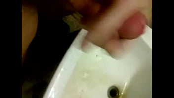 Preview 1 of Teenr - trim.062492D4-1DD9-4932-829C-E12EA44E2C44.MOV