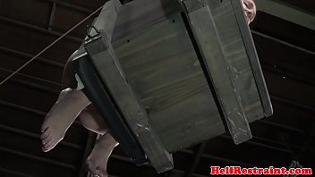 Preview 4 of Nadeya Gol 3gp Video Xxx8 - Maledoms ass play with fetish box slut