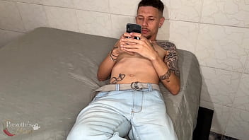 Preview 1 of Xxx Play Moves Hd - Venham ver Threesome com casal brasileiro,  fudendo a amiga casada.