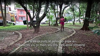 Preview 2 of Lorenzo Mendez - Hist&oacute_rias de uma Ninfoman&iacute_aca - Suando o shorts no parque escorrendo mel da bucetinha