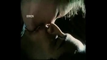 Preview 3 of Videos Japans - wife of sanjay dutt Manyata smooch clip.(HD) - YouTube
