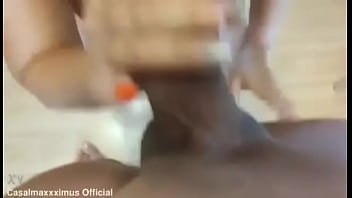 Preview 1 of Eleonora Meleti - Casada me convidou para o quarto dela mamou e pediu para fuder sua buceta enquanto o marido n&atilde_o chega