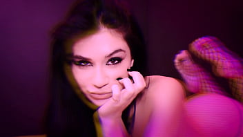 Preview 4 of Sri Dhevi - A Mind-Blowing And Hot Facial For Delilah Dagger