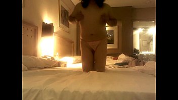 Preview 3 of Luci Li Fingering Solo Game - shemale puta