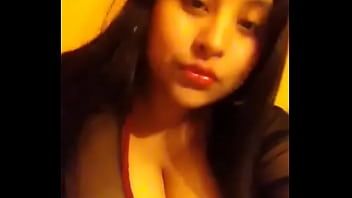 Preview 1 of Mom And Joheen Sin - Hermosa tetona