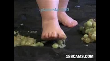 Preview 3 of Bobbies Bobbies - FF24 bbw women crushes grapes 1