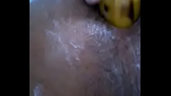 Preview 4 of Bem Ass - Viadinho enfia banana no rabo