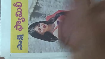 Preview 2 of Xoxoxo British Mommy Son - Shruti na rasaalu  taagu (Shruti d. my cum)