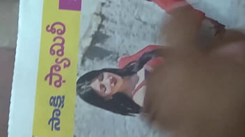 Preview 3 of Xoxoxo British Mommy Son - Shruti na rasaalu  taagu (Shruti d. my cum)
