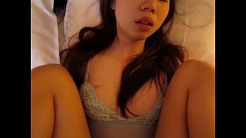 Preview 1 of Tamil Aunty Pissing Vedii - Body full of Chinese girl