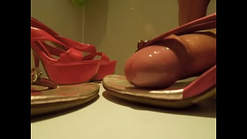 Preview 1 of Gloryhole Blowjob Com - DSCN2507.MOV