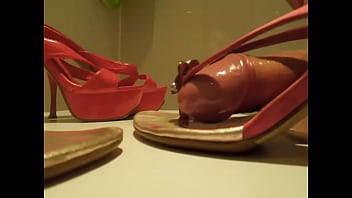 Preview 4 of Gloryhole Blowjob Com - DSCN2507.MOV