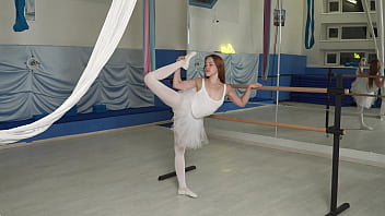 Preview 1 of Desi Indinsexy - Nicole Murkovski ballerina flexi fucked