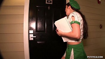 Preview 1 of Porn Thick Nude - Cute Scout Sells Coockies And Gets Fucked