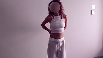 Preview 1 of Real Gangbant - Chica Francesa flaquita coge con mexicano gordo,  hace mamada riqu&iacute_sima