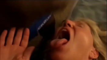 Preview 4 of Chok Raksasa - Hot slut wife takes a load of cum in the mouth while getting fucked