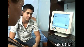 Preview 1 of Guy Eat Out - Lad bangs her
