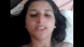 Preview 4 of Asian Babe On Webcam - Abre las Piernas