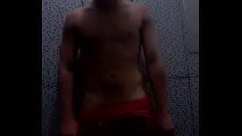 Preview 2 of Sauna Roc Shay - Novinho Sensualizando  Na Cam
