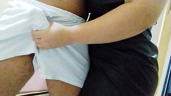 Preview 2 of Two Girl Was Alone At Home - AMADORES EM MEIAS LONGAS com bunda e buceta esfregando pau estilo cachorrinho com nerd DRYHUMPING GR&Aacute_TIS WV