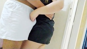 Preview 1 of Two Girl Was Alone At Home - AMADORES EM MEIAS LONGAS com bunda e buceta esfregando pau estilo cachorrinho com nerd DRYHUMPING GR&Aacute_TIS WV