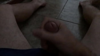 Preview 1 of Diana Blowjobs - Punheta em c&acirc_mera lenta. Slow motion!