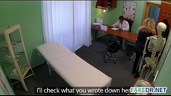 Preview 1 of Hentai Elvs - Doctor fucks his patient