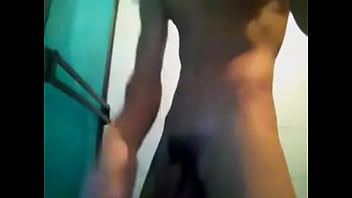 Preview 3 of Milf Pa - chico caliente mostrandose