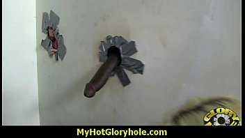 Preview 4 of Nganuin Memek - Horny Lady Enjoys Gloryhole Cocksucking Interracial 15