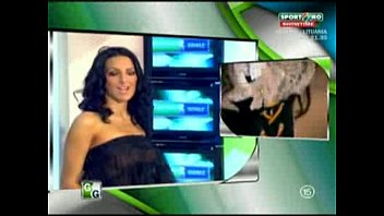 Preview 2 of Xxxsmall Latina Fucks In Squirt - Goluri si Goale ep 16 Miki si Roxana (Romania naked news)