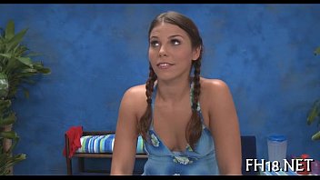 Preview 2 of Ice La Fox Gagbeng - Playgirl bounds on big dick