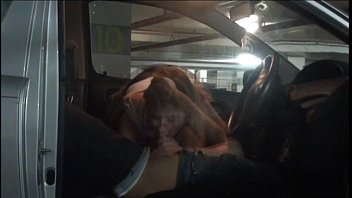 Preview 2 of Abella Andersan Feet And Fuck - Boquete no carro