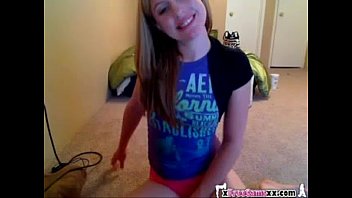 Preview 2 of Bada Lun Fuck - Homemade striptease video