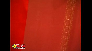 Preview 4 of Hindi Xxsix Dihati - (Dutch) De kleding verkoopster