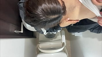 Preview 1 of Oll Woman - 【カップル◯撮】付き合いたてラブラブ真っ盛りな〇校生カップル。バイト先ト◯レでナマハメ。刺激的すぎるエッチに無我夢中になっちゃう、、