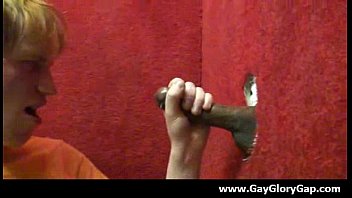 Preview 4 of Gostoza Chama Namorado - Gay hardcore gloryhole sex porn and nasty gay handjobs 09
