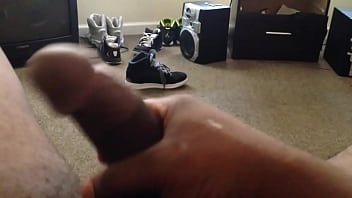 Preview 1 of Money Foxx - trim.9E04E7E7-480F-4000-9330-839407C5D72F.MOV