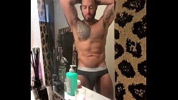 Preview 1 of Maryan Full Videos - Flexing muscles in mirror and jerking off BBC latino muscle - VIKTOR ROM -
