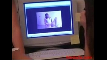 Preview 1 of Malaya Big Tit - Masturbation converts into porn with her GF