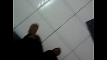 Preview 4 of Arab Auntiess - punheta  no hotel br