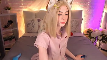 Preview 2 of Tube Umr - Sweet eaton on a nurse outfit