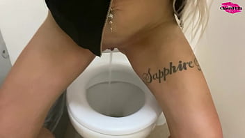 Preview 2 of Xxx Nx Videos Sana - A well deserved big long pee