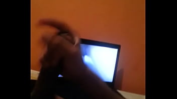 Preview 3 of Djidji - Lek Masturbando vendo porn&ocirc_!