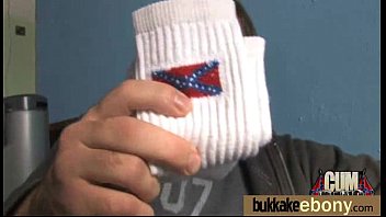 Preview 2 of Plajda Gizli Cekim Amateur - Ebony Babe Sucks Group Of White Guys 5