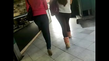 Preview 3 of Feet Fetish In School - guapas