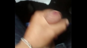 Preview 1 of Oriya Bath Mms - TOCANDO UMA NO ONIBUS