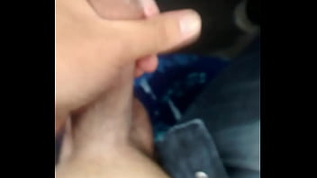 Preview 4 of Oriya Bath Mms - TOCANDO UMA NO ONIBUS