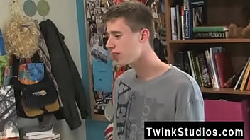 Preview 1 of Fullvideodisi - Amazing twinks They&#039_re groping and groaning and getting bare and