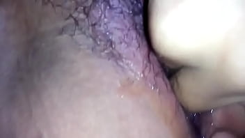 Preview 3 of Girl Had Water - Masturbandose